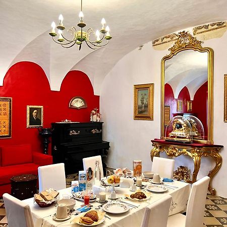 לוצ'רה B&B Palazzo Lombardi מראה חיצוני תמונה