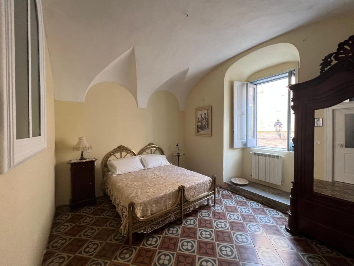לוצ'רה B&B Palazzo Lombardi מראה חיצוני תמונה
